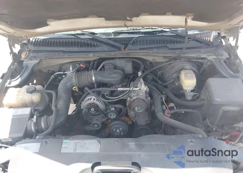 2005 Chevrolet Silverado 1500 z USA, uszkodzony, nr VIN 1GCEC14X25Z114160